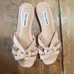 Steve Madden slip on sandals Nude color size 8
